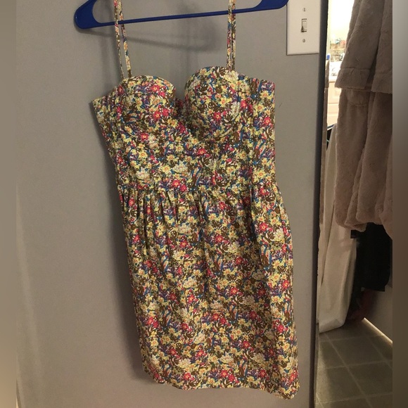 Adorable Victoria Secret floral Pink Dress - Picture 1 of 4